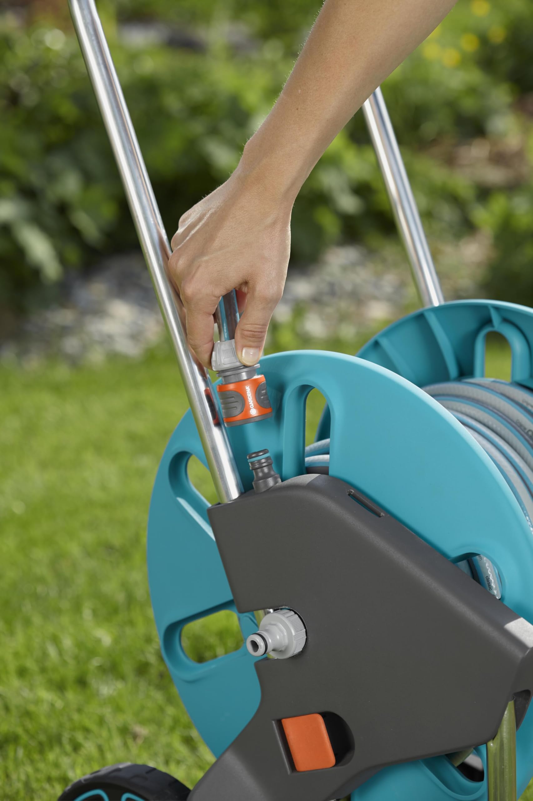 gardena-cleverroll-m-easy-schlauchwagen-18515-20-f-r-bis-zu-60-m-metallrahmen image 3