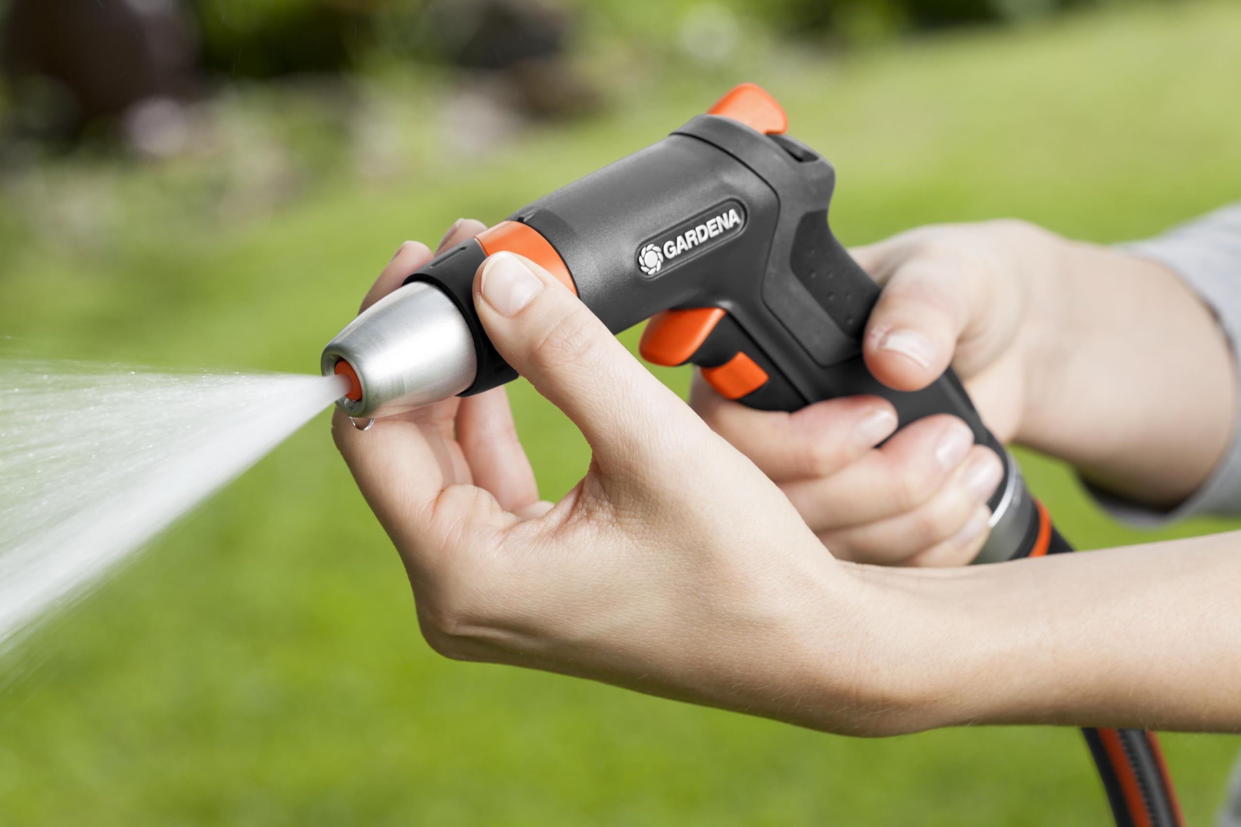 gardena-premium-reinigungsspritze-18305-20-mit-impulsausl-ser-und-dauerarretieru image 2
