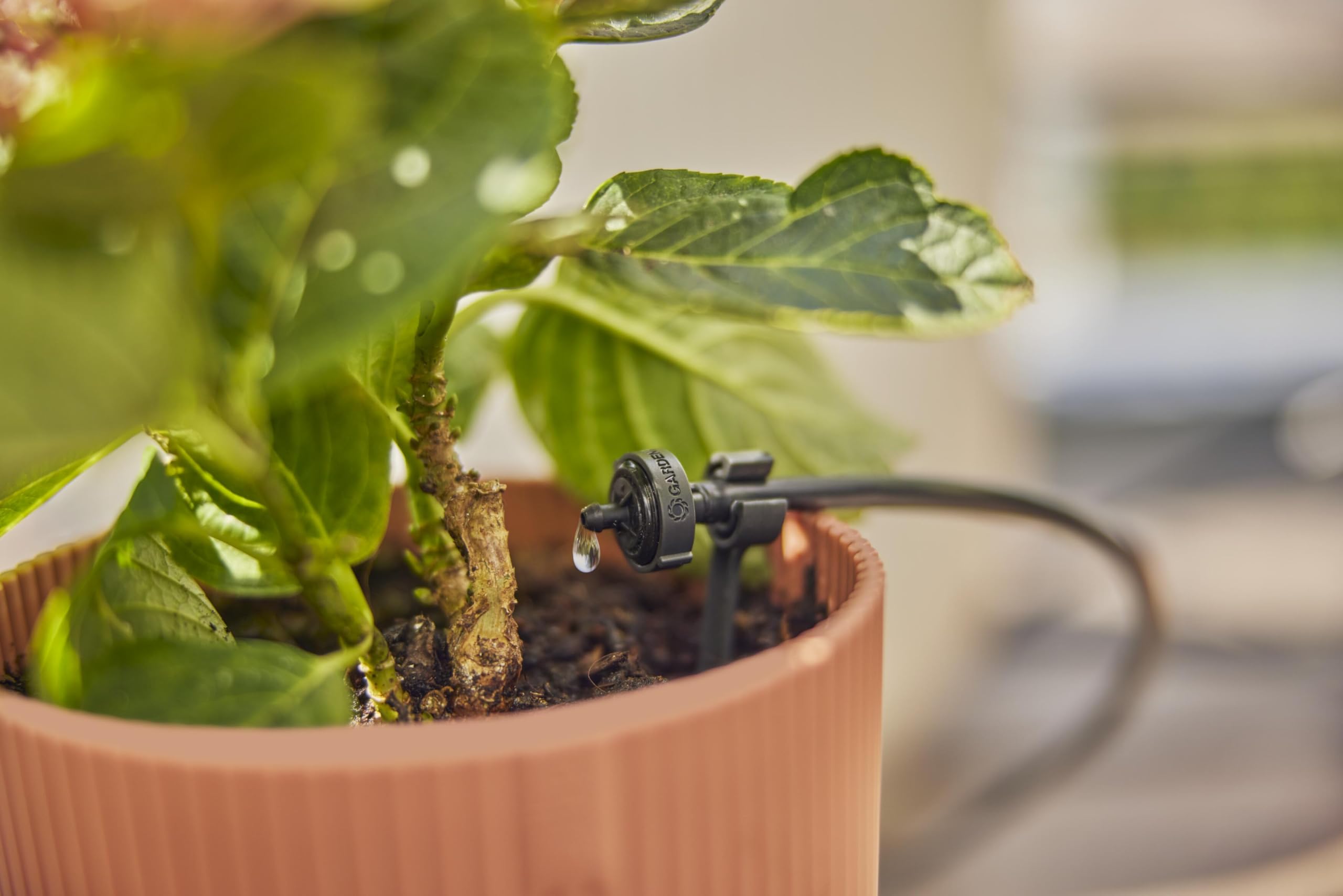gardena-micro-drip-system-tropfbew-sserung-set-balkon-13401-20-f-r-15-pflanzen image 6