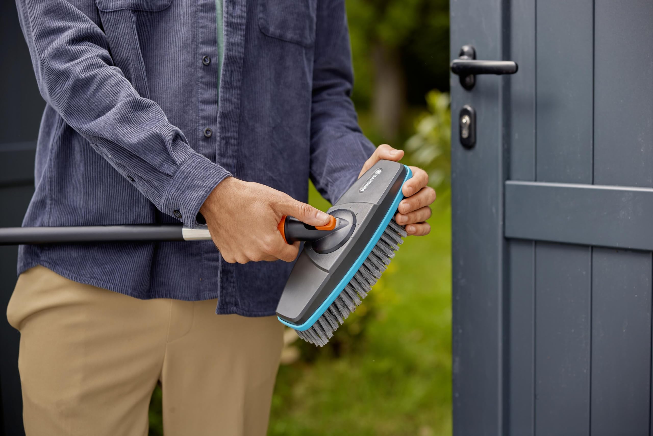 gardena-cleansystem-stielb-rste-soft-18810-20-drehbar-f-r-empfindliche-fl-chen image 3