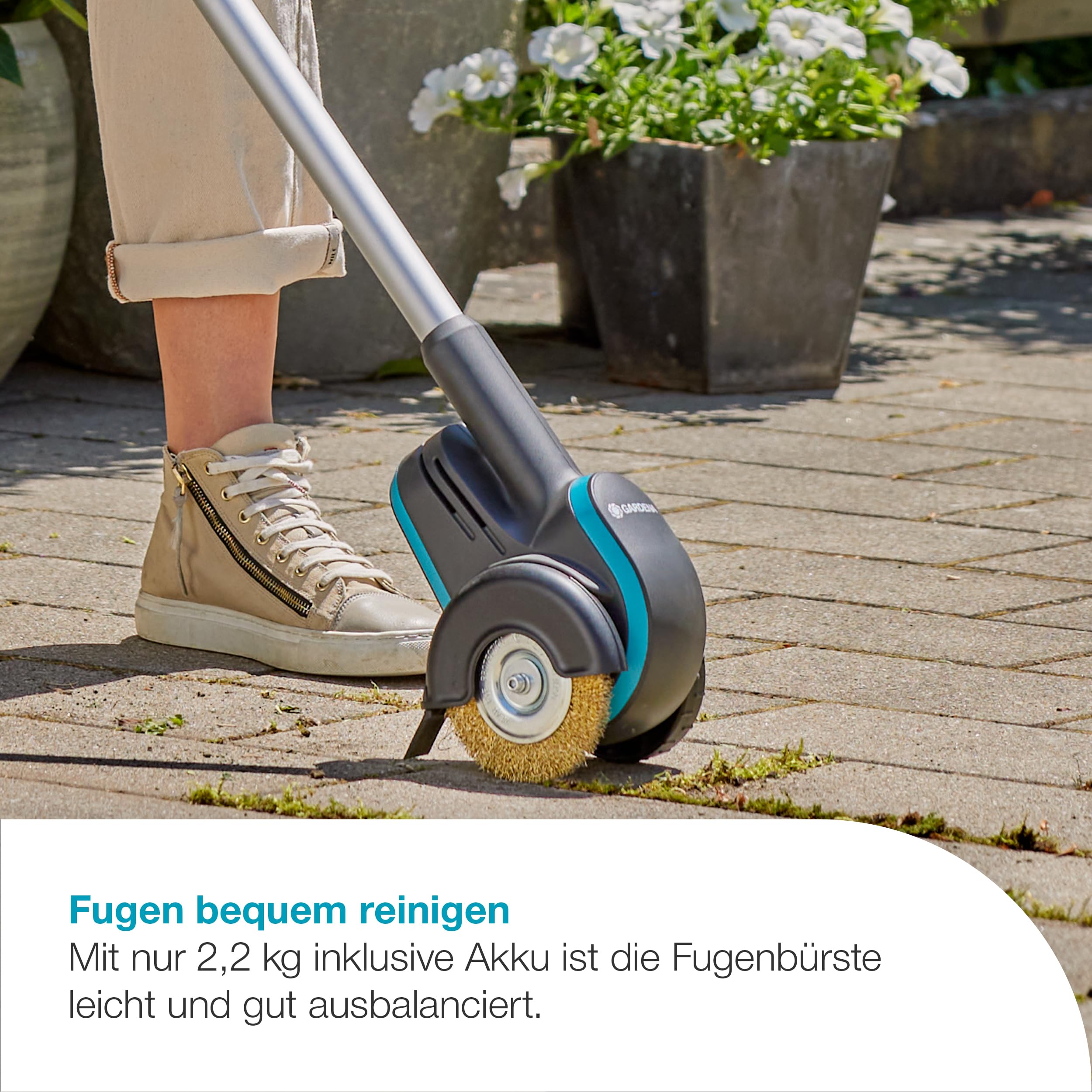 gardena-easyweed-1800-18v-p4a-solo-akku-fugenreiniger-mit-stahldrahtb-rste image 3