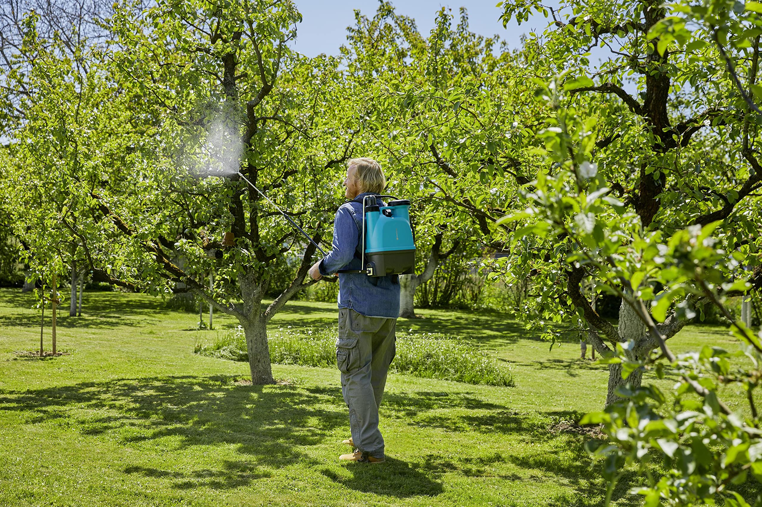 gardena-r-ckenspritzger-t-12-l-plus-druckspr-hger-t-11142-20-mit-teleskop-lanze image 3