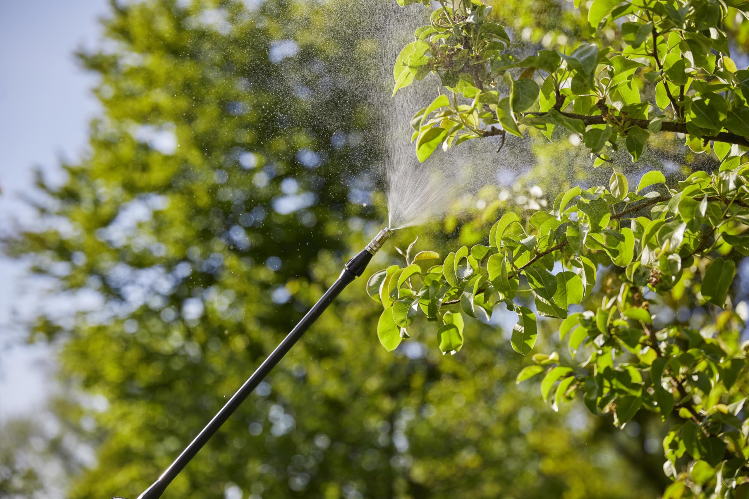 gardena-r-ckenspritzger-t-12-l-plus-druckspr-hger-t-11142-20-mit-teleskop-lanze image 4