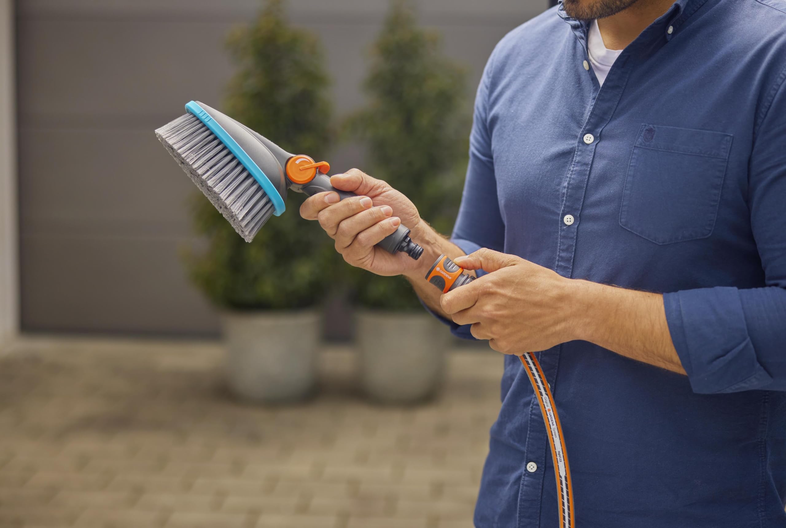 gardena-cleansystem-handb-rste-m-soft-mit-1-hand-bedienung image 3