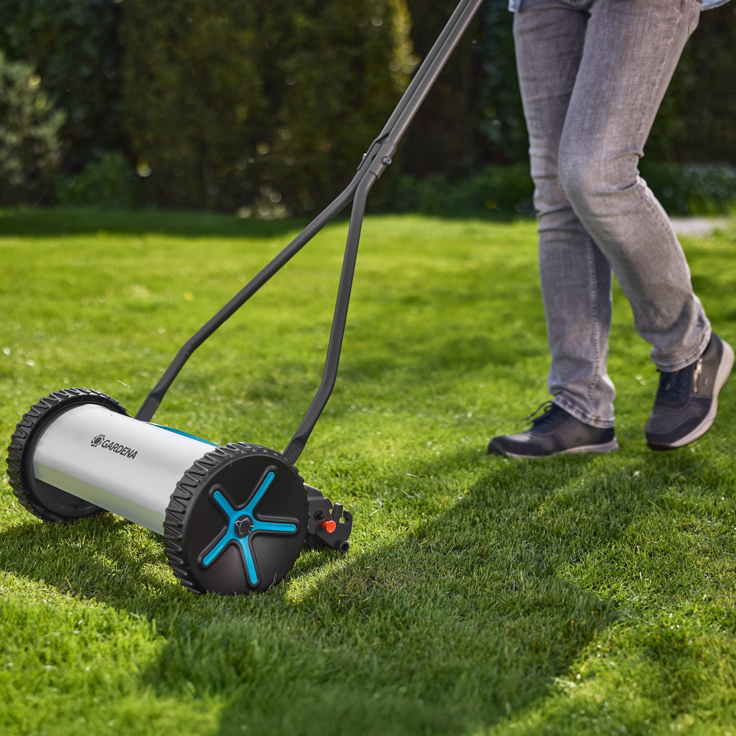 gardena-spindelm-her-comfort-330-hand-rasenm-her-33-cm image 2
